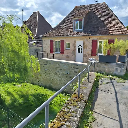 Le Pigeonnier Avec Jardin Clos