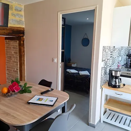 Le Pigeonnier Avec Jardin Clos Tatil Evi Miers