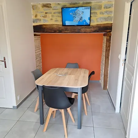 Ferienhaus Le Pigeonnier Avec Jardin Clos