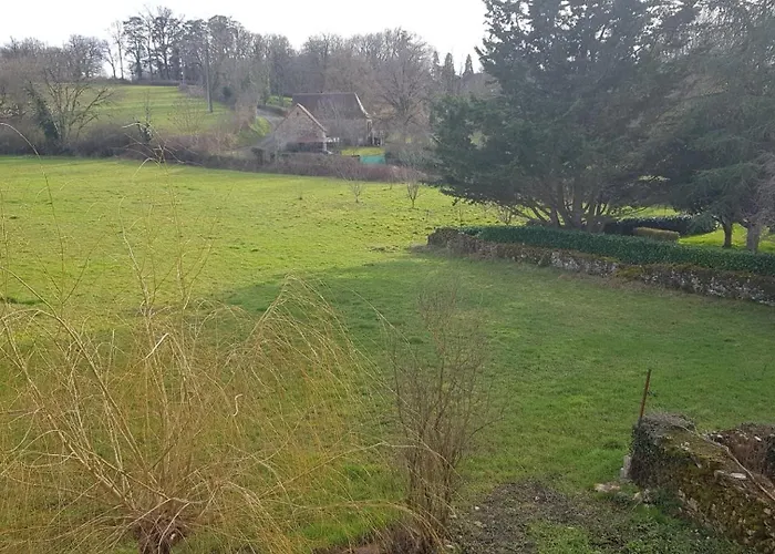 Le Pigeonnier Avec Jardin Clos